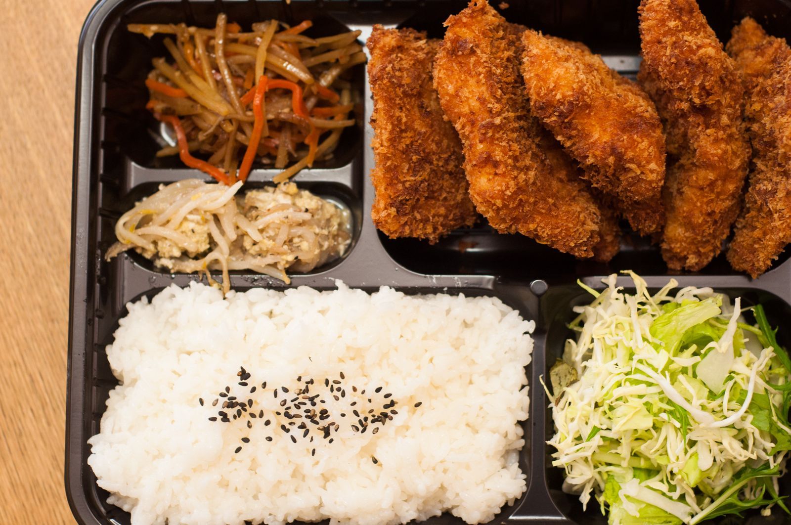 タレカツ弁当（2017）